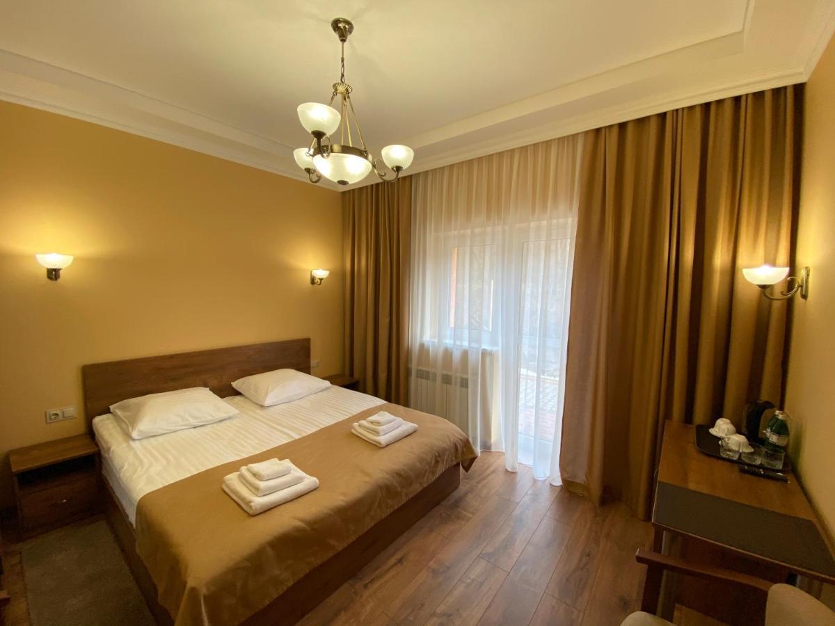 Сонячна Соната Hotel Polyana  Buitenkant foto